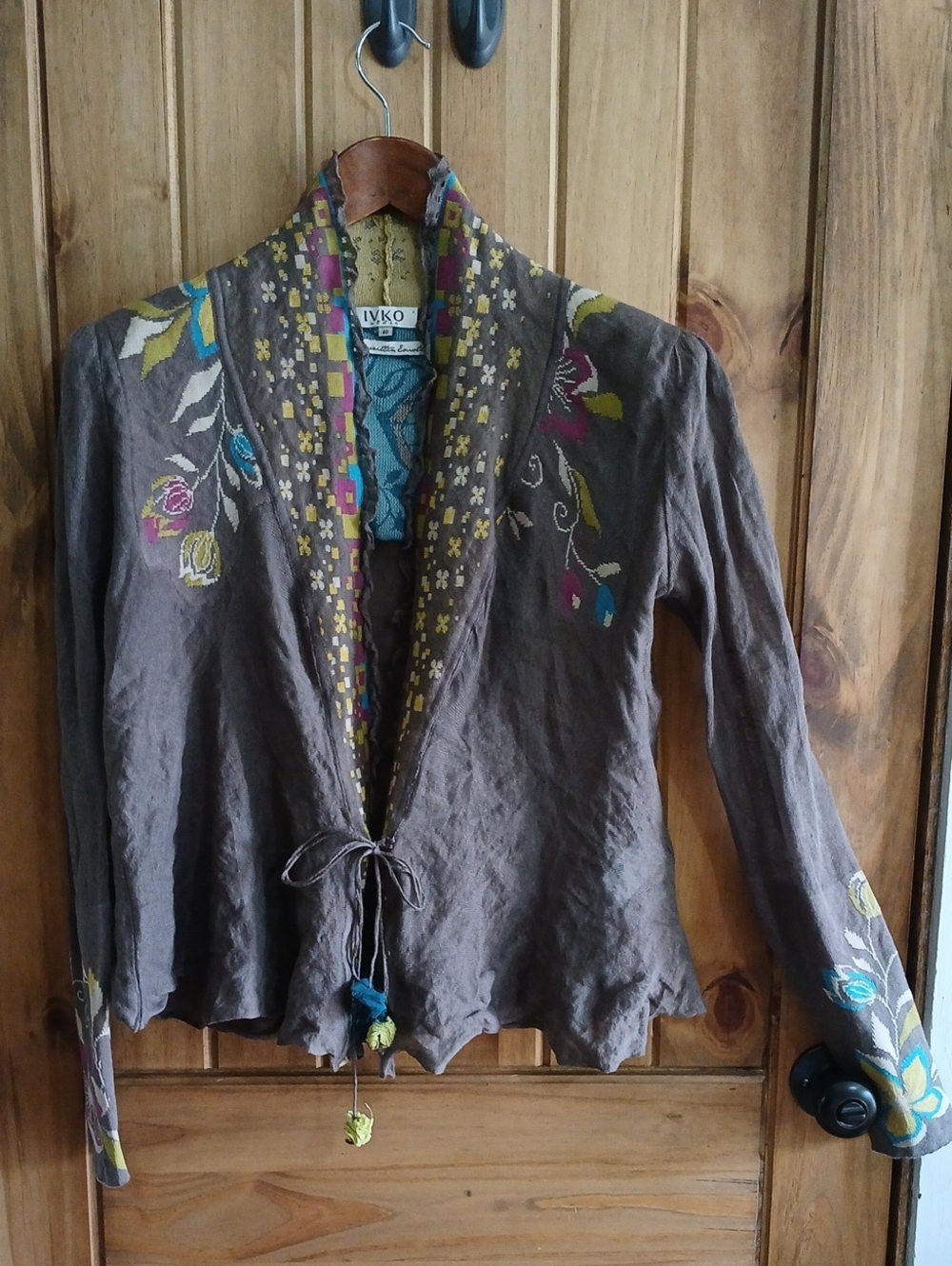 IVKO Woman Taupe Embroidered Open-Front Cardigan with Floral Accents - 40